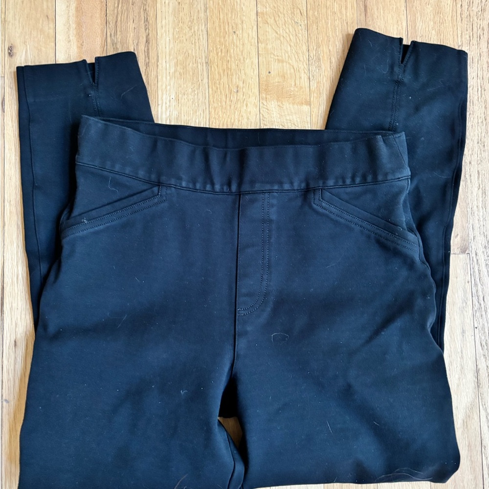 SPANX Black Crop Pull-On Leggings MEDIUM